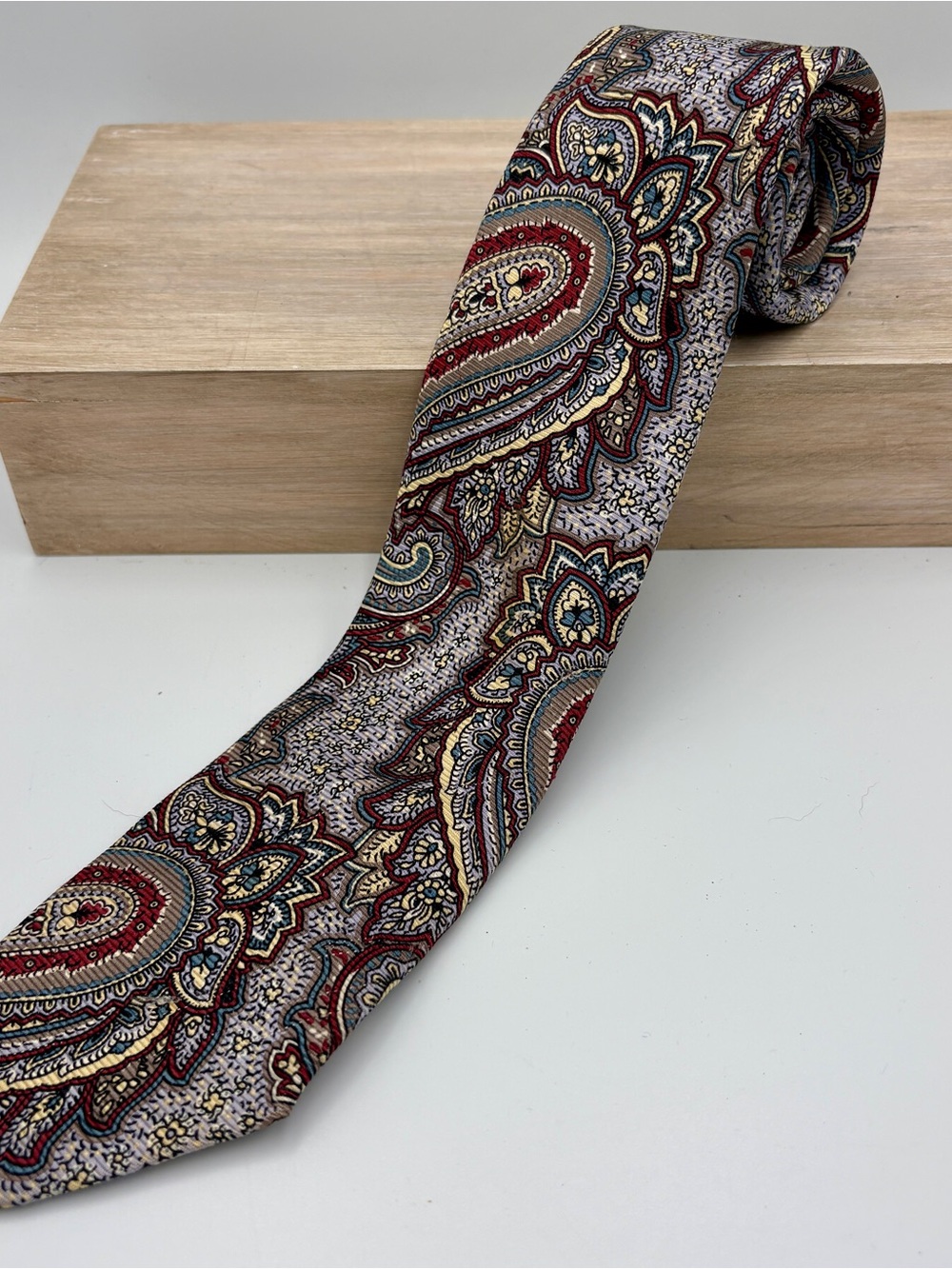 Ralph Lauren Polo Paisley Pattern Silk-Feel Tie in Burgundy and Gold